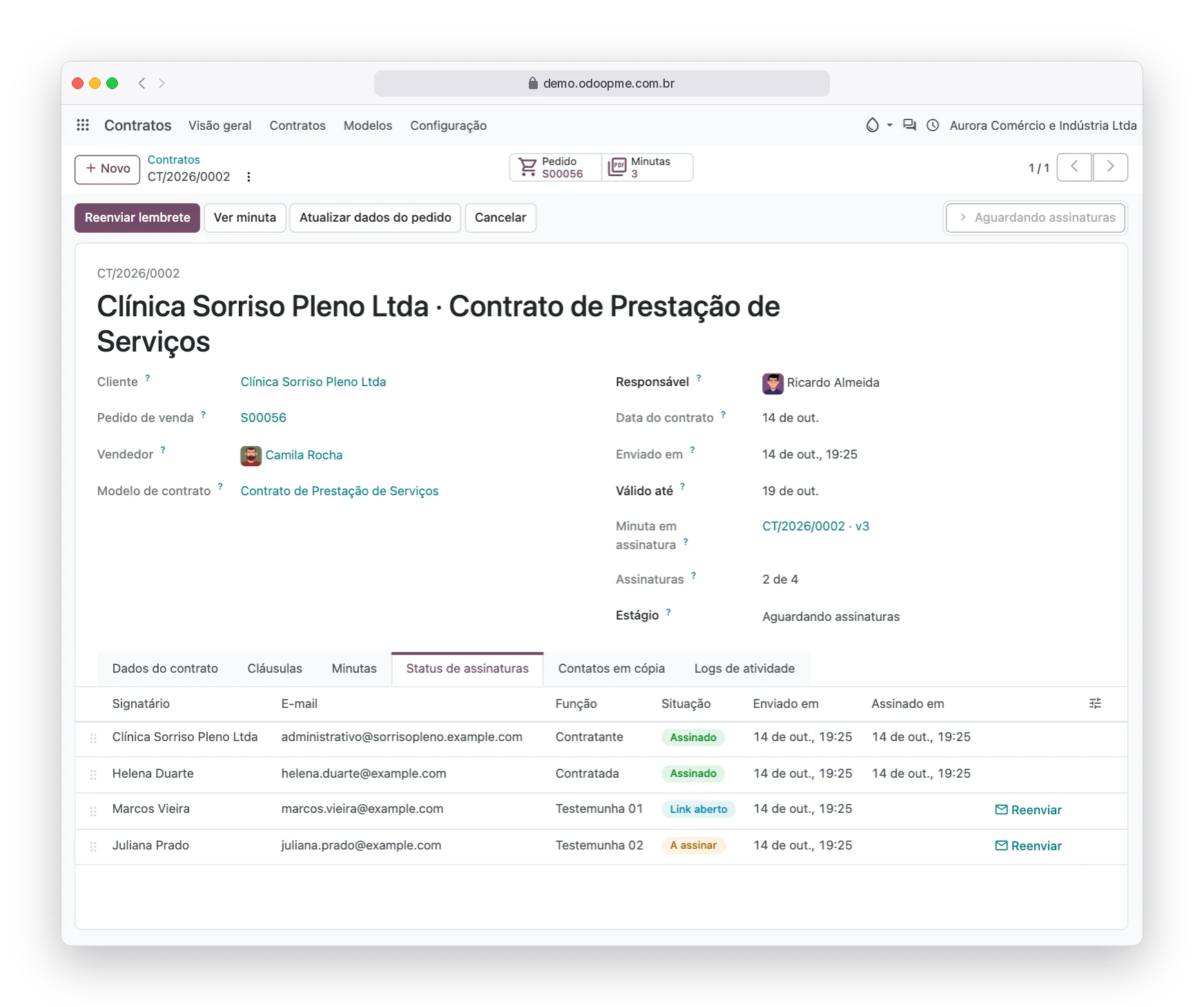 Status de assinaturas do contrato no Odoo360 com signatários assinados, link aberto e a assinar